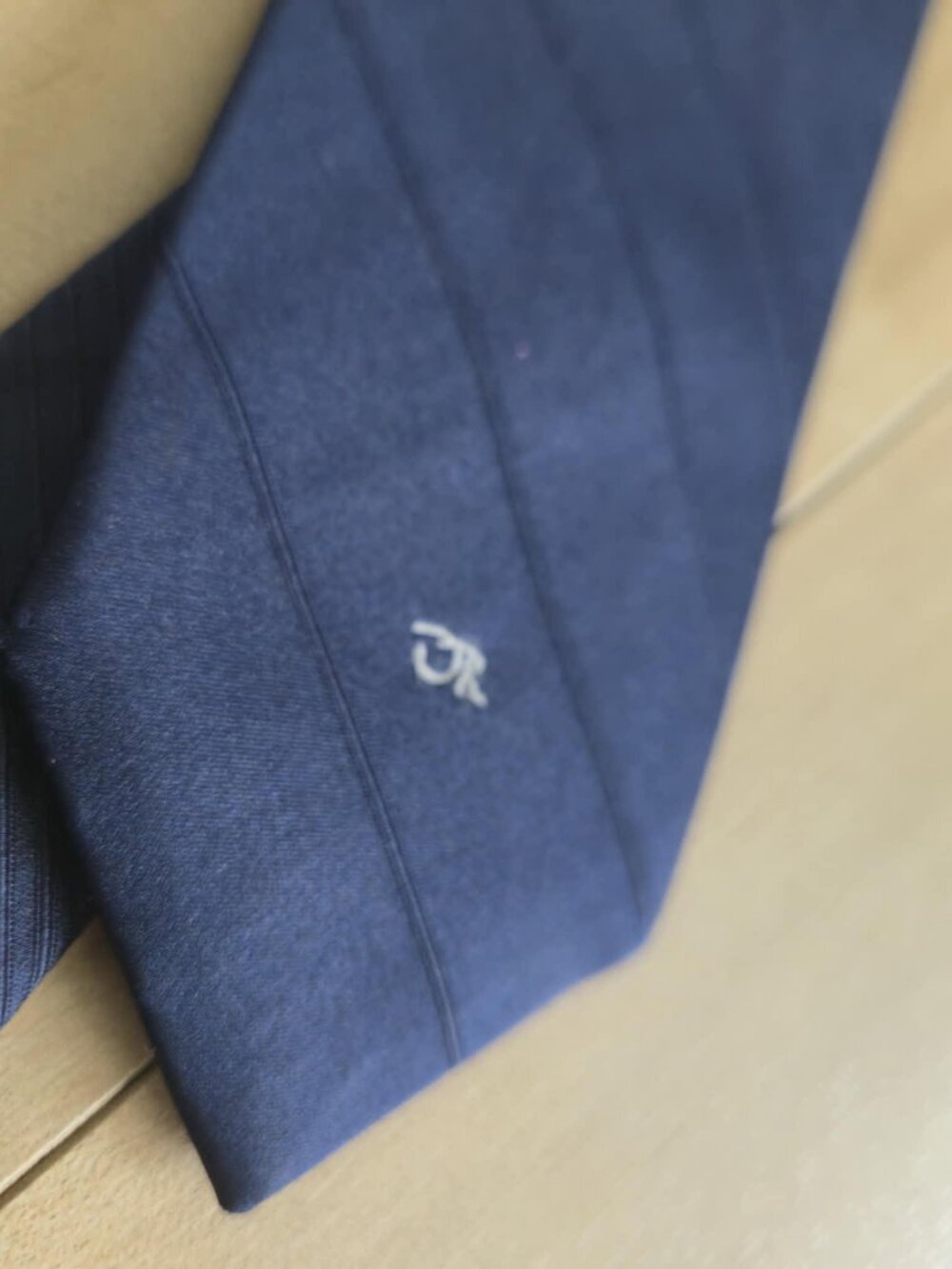 Vintage Oscar de la Renta Navy Striped Tie • Monogrammed Designer Necktie • 90s - Picture 8 of 11